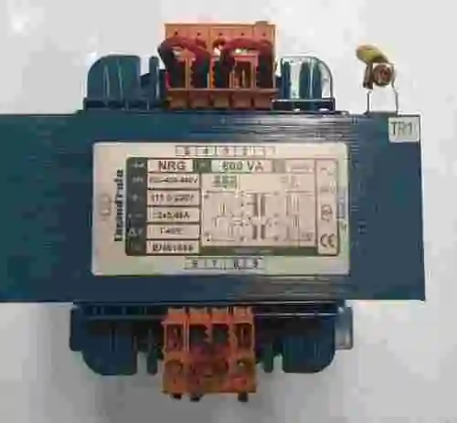 4. TRANSFORMADOR TECNOTRAFO NRG P 800 VA