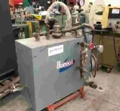 6. Caldera de vapor con resistencias eléctricas de 20 kw . Presión 6 kg/cm2