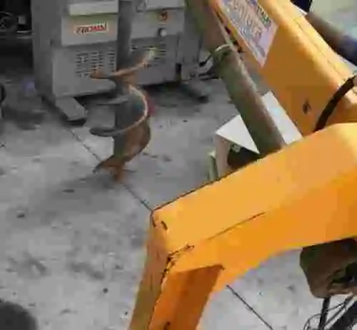 4. Ahoyador para tractor