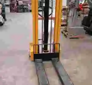 Apilador manual AYERBE SFHD10