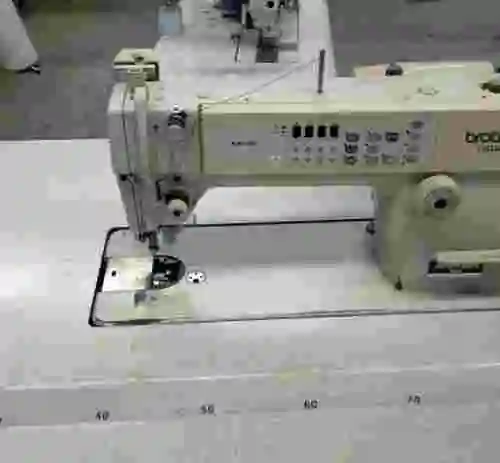 1. Máquinas de coser BROTHER F-40 DB2-B737-933TR