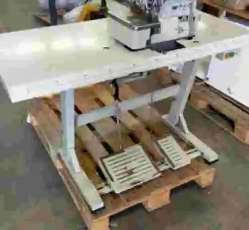 1. Máquina de coser BROTHER MA4-V61