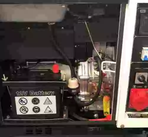 3. LOTE Generador Diésel Insonorizado DG7800SE-T + Cuadro de distribución automático