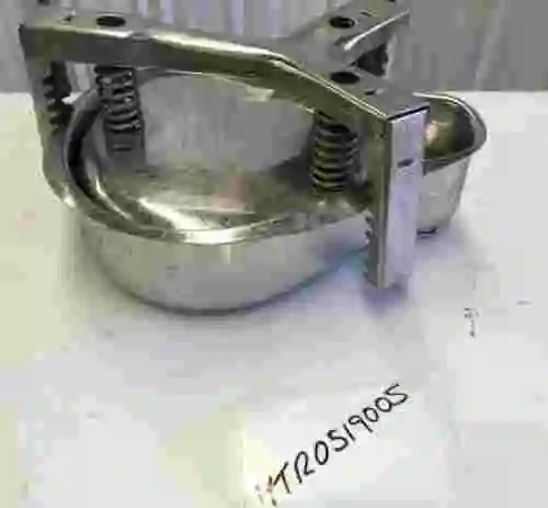 6. Molde Inox con tapa modelo jamon york