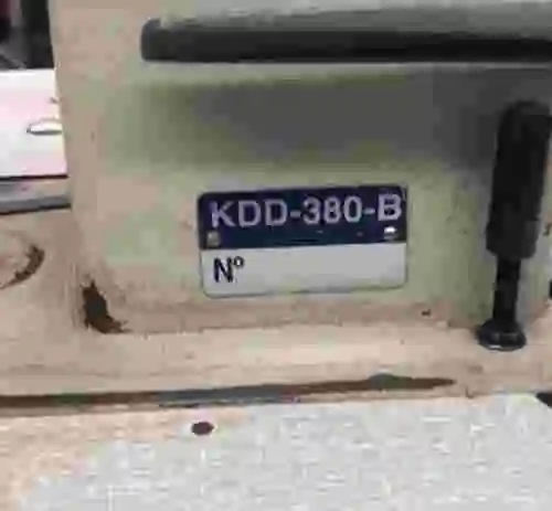 2. MAQUINA DE COSER FOMAX FDD-380-B