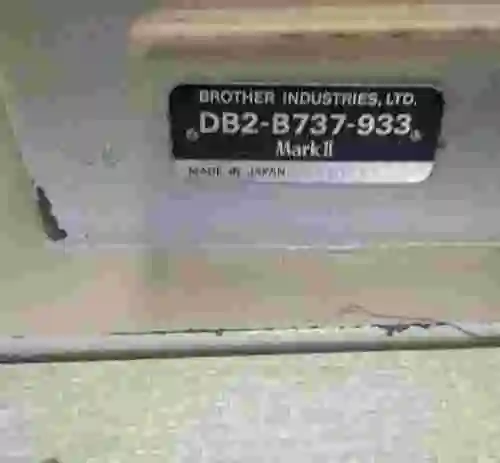 3. Lote de 2 máquinas de coser BROTHER F-40 DB2-B737-933