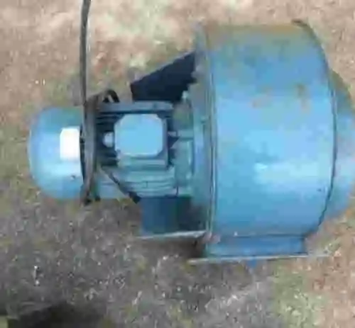 3. Turbina extractora Sodeca trifasica 5,5 hp.