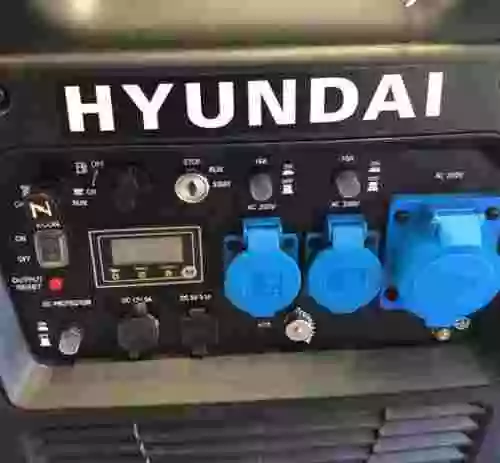 2. GENERADOR INVERTER HYUNDAI GASOLINA 3000 RPM HY6500SEI