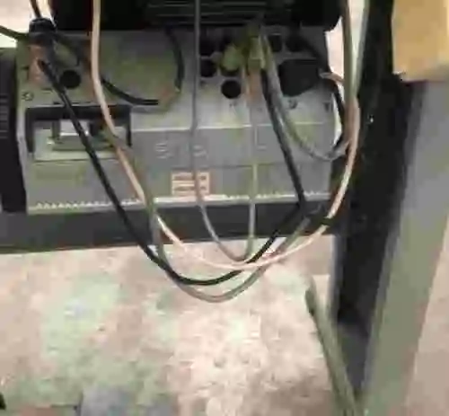 5. MAQUINA DE COSER PFAFF 953
