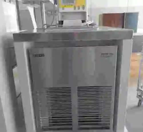 9. BAÑO TERMOSTATICO DE PRECISION LAUDA / PROLINE RP 890