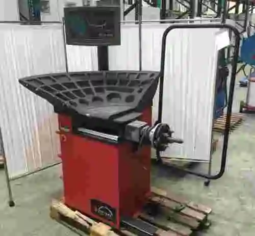 1. Equilibradora de Neumáticos Balco B948 Rapid Laser