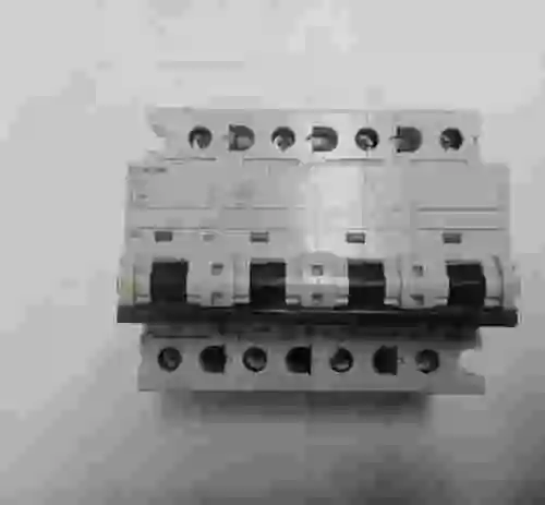 1. SIEMENS INTERRUPTOR 5SP4491-7