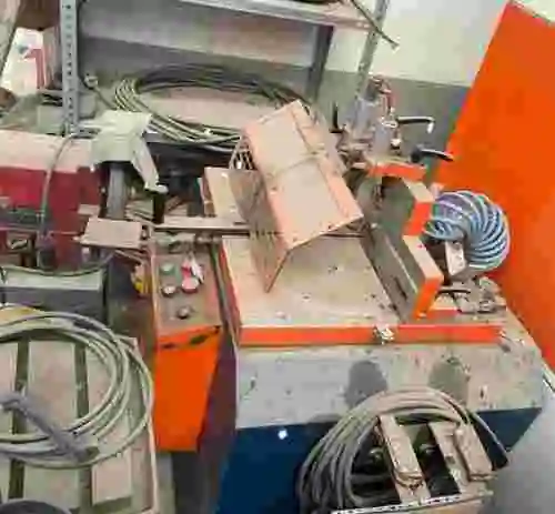 2. TRONZONADORA AUTOMATICA LAMSA SL-405