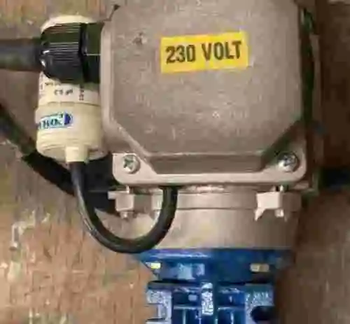 2. MOTOR MOTOVARIO 56B4