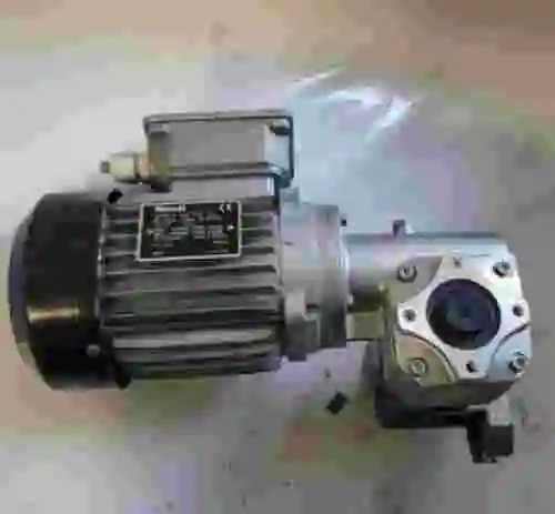 1. Motor trifásico REXROTH 3 842 503 783+ REXROTH 3 842 527 868 + BOSCH 3 842 524 253