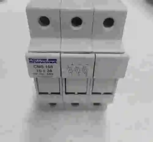 4. FERRAZ CMS103 PORTAFUSIBLE 3 POLO PACK DE 3 UNIDADES