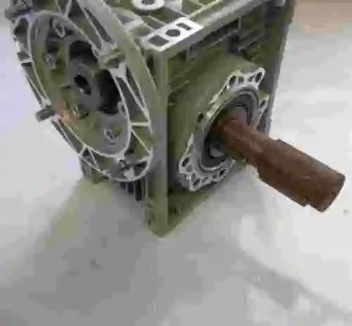 3. Motorreductor TERCESA CM 63 U  R: 1/100