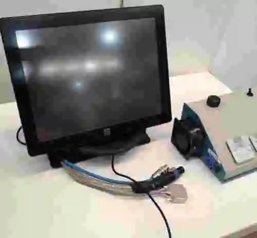 1. Voltimetro-amperimetro analógico + Pantalla ELO