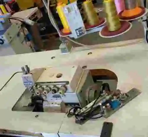 1. Máquina de coser BROTHER MA4-V61-65-5