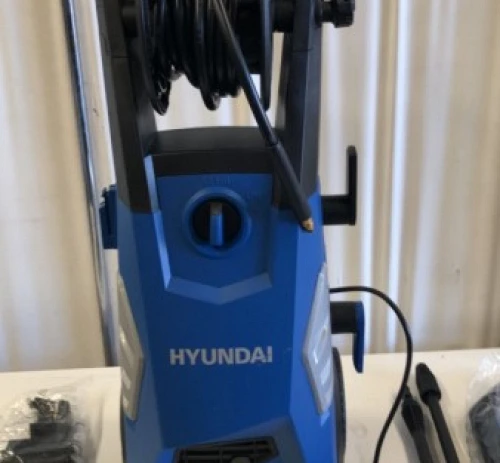 1. HIDROLIMPIADORA HYUNDAI HYWE13-36