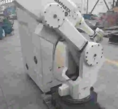 2. Robot S-MODEL 700 F-14482