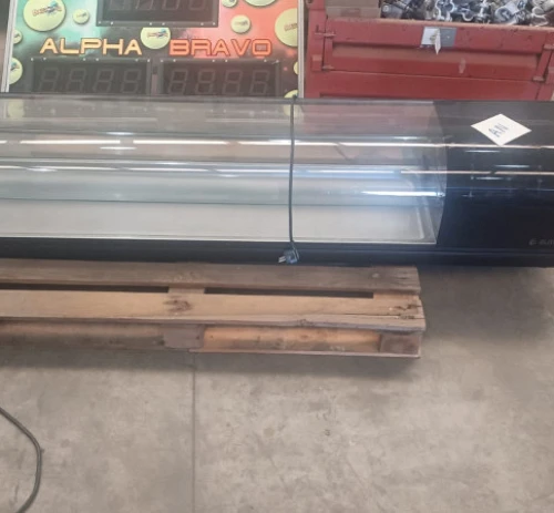 1. Vitrina horizontal refrigerada ALMISON 182 cm