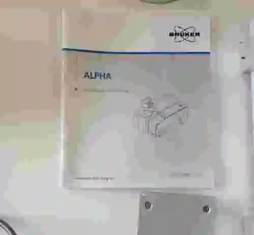 4. Espectrómetro BRUKER ALPHA