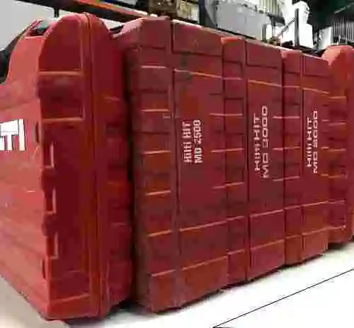 3. CARGADORA DE TORNILLOS HILTI + PISTOLAS APLICADORAS DE RESINAS