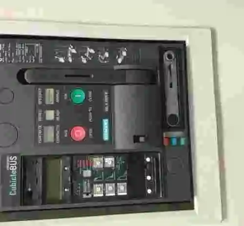 6. Cuadro  eléctrico con Interruptor Automatico Siemens WL lI 3200S Amp y Circutor