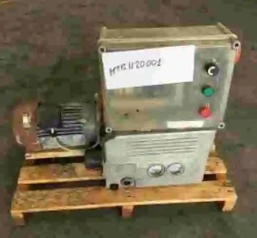 6. Bomba de vacío Busch  100-132  0,5 mbar de 2,2 kw con cuadro eléctrico