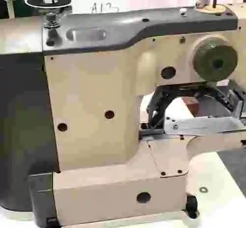 4. MAQUINA DE COSER FOMAX
