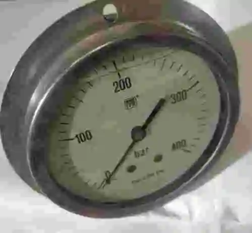 1. Manómetro NUOVA FIMA 0-400 BAR