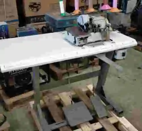 2. Máquina de coser BROTHER MA4-B551-065-5