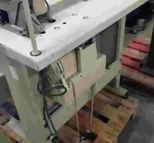3. Máquinas de coser BROTHER F-40 DB2-B737-933TR