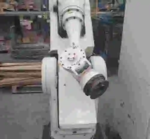9. Robot S-MODEL 700 F-14482