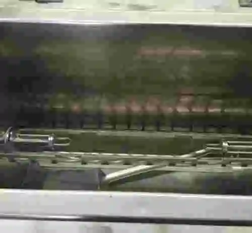 6. Maquina formadora de nat Frinata.