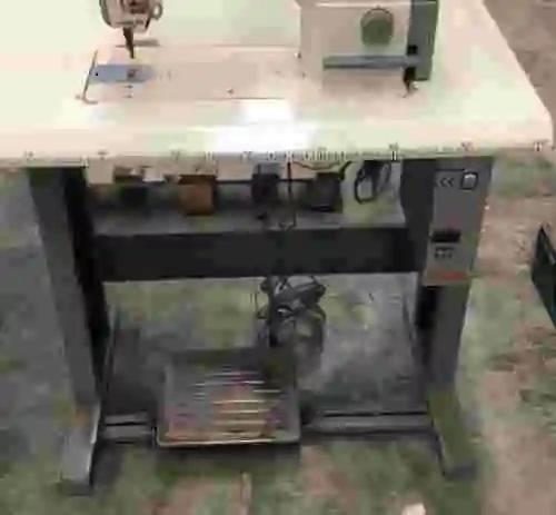 6. MAQUINA DE COSER PFAFF 1183