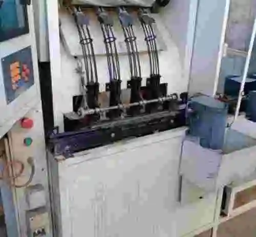 3. Embolsadora de corchos TC-3055