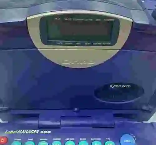 4. DYMO LABELMANAGER 300