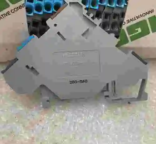 2. LOTE DE 44 BLOQUES DE TERMINALES DE SENSOR WAGO 280-560, 380V 20A