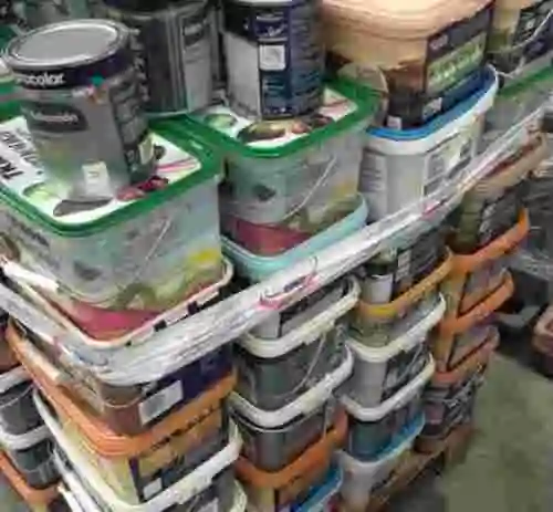 5. LOTE DE PINTURA PARA PAREDES Y TECHOS