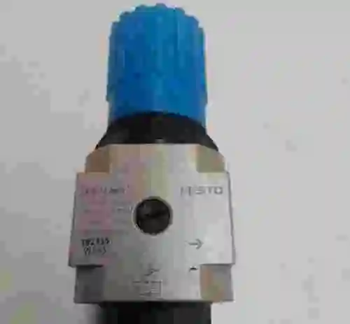 4. FESTO LR-D-7-I-MIDI + FESTO 359 873 W5