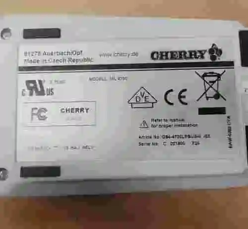 3. CHERRY G84-ML4700 USB TECLADO NUMERICO