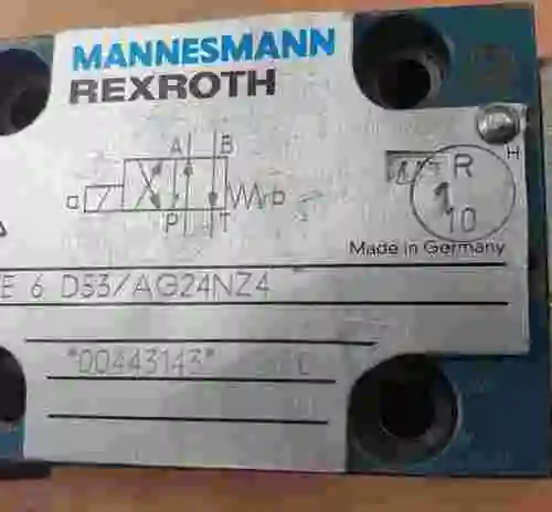5. Válvula Mannesmann Rexroth 4WE 6 D53/AG24NZ4