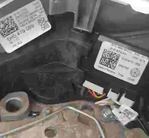 4. Volante multifunción original VW Golf 8 5H0 419 089