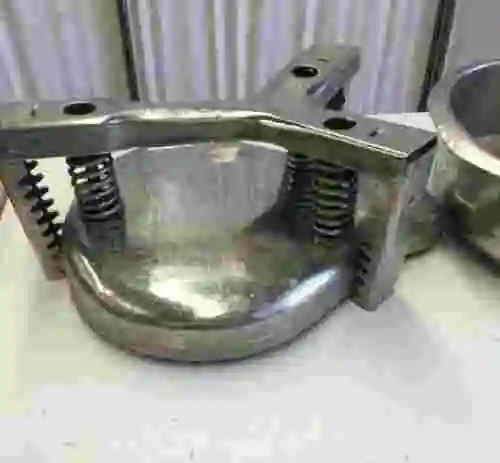 5. Molde Inox con tapa modelo jamon york