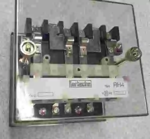 3. RELE ARTECHE RH4