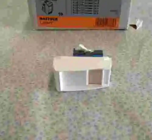 2. BASES RJ45 LIVINGLIGHT BTICINO N4279C6 LOTE DE 10 UNIDADES