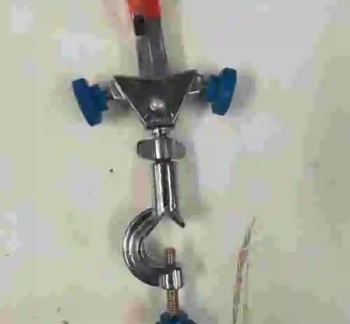 4. Accesorios para soporte (22 pinzas, 3 bases, 2 soportes)