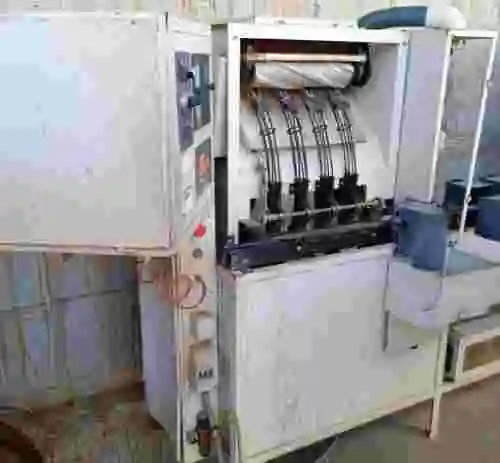 1. Embolsadora de corchos TC-3055